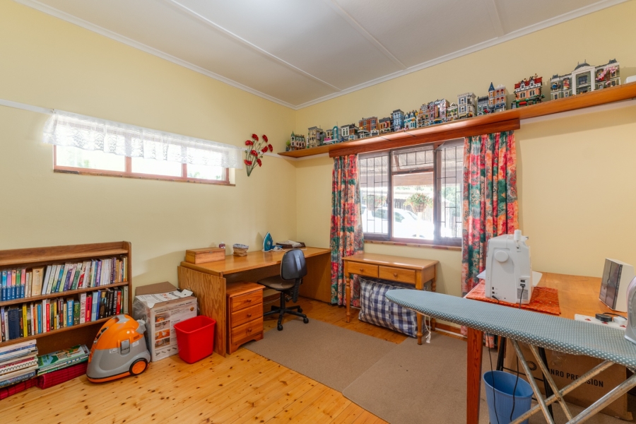 4 Bedroom Property for Sale in Napier Western Cape